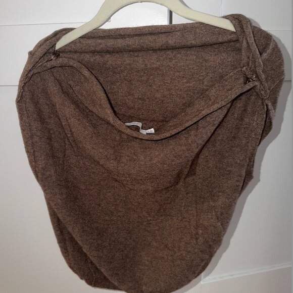 ASTR the Label "Devin Sleeveless One Shoulder Sweater" - Picture 2 of 4